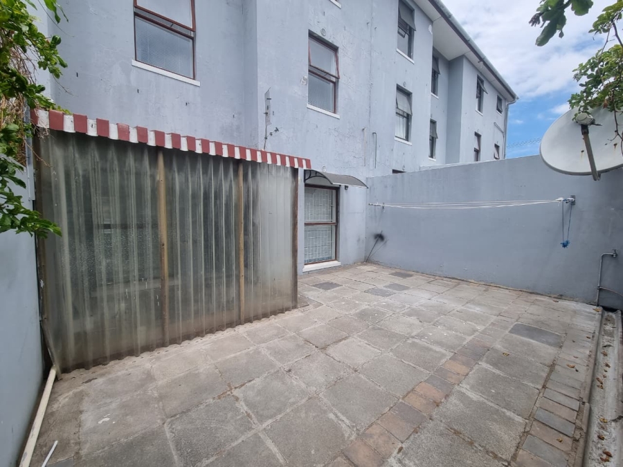 2 Bedroom Property for Sale in Wynberg Western Cape